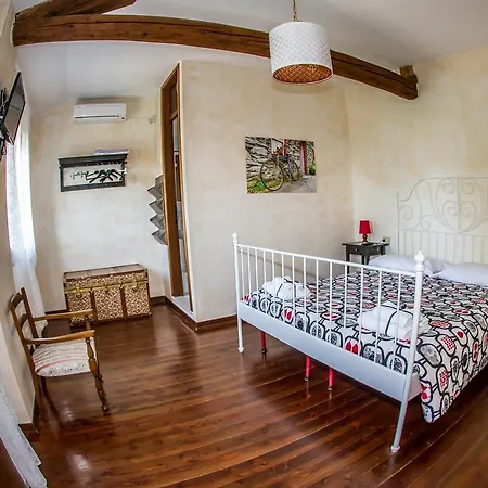 Κατάλυμα σε φάρμα Ca' Alleata Καόρλε